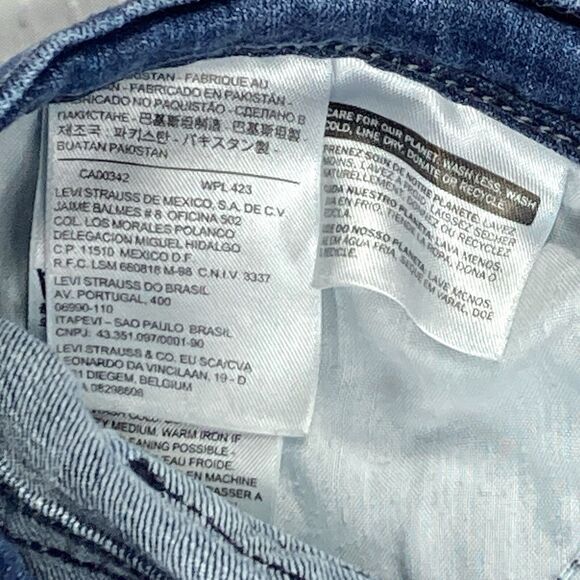 Levi's 515 Bootcut Jeans Womens 31 x 30 Blue Medium Wash Modest Business Casual - Picture 14 of 16